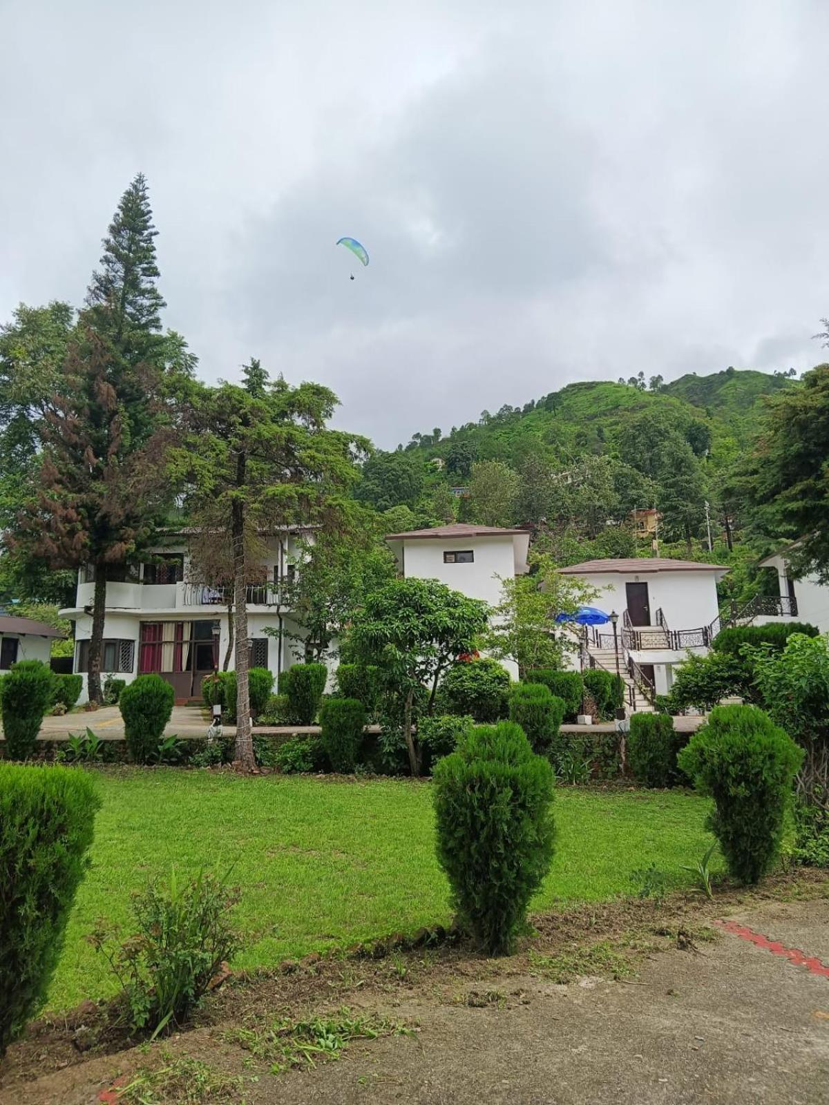 Shikha Resort Ewentbliz Bhimtal Luaran gambar