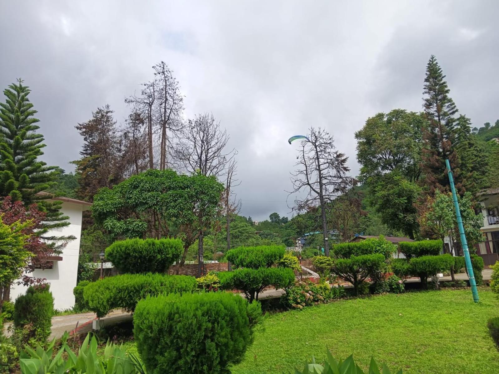 Shikha Resort Ewentbliz Bhimtal Luaran gambar