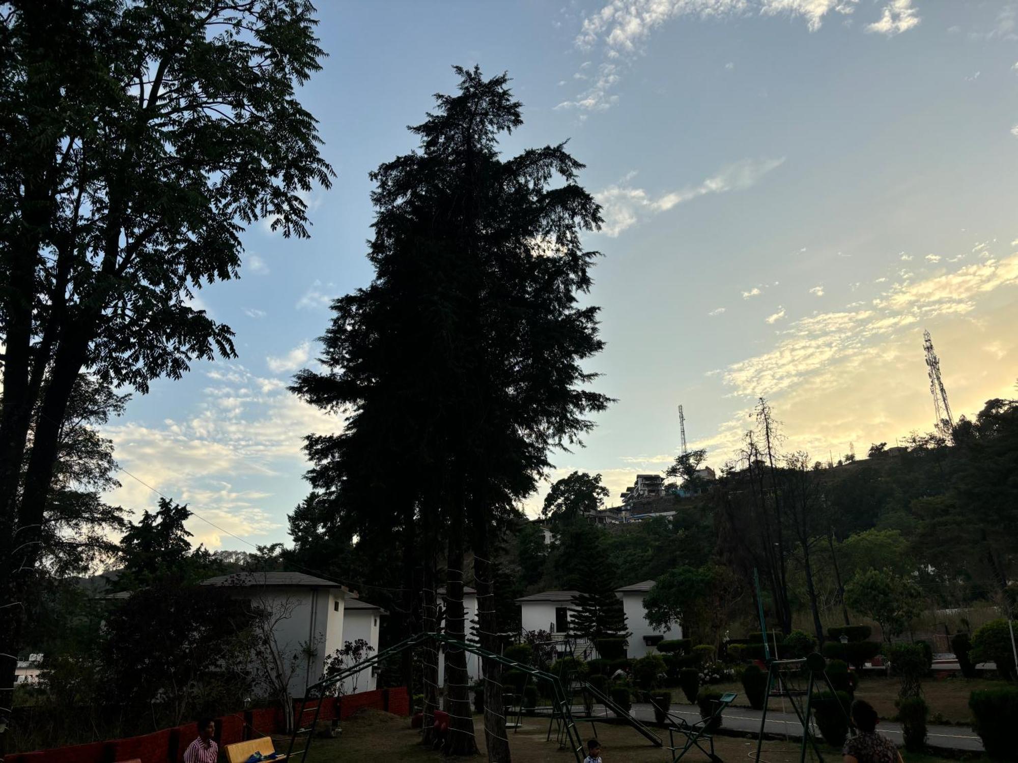 Shikha Resort Ewentbliz Bhimtal Luaran gambar