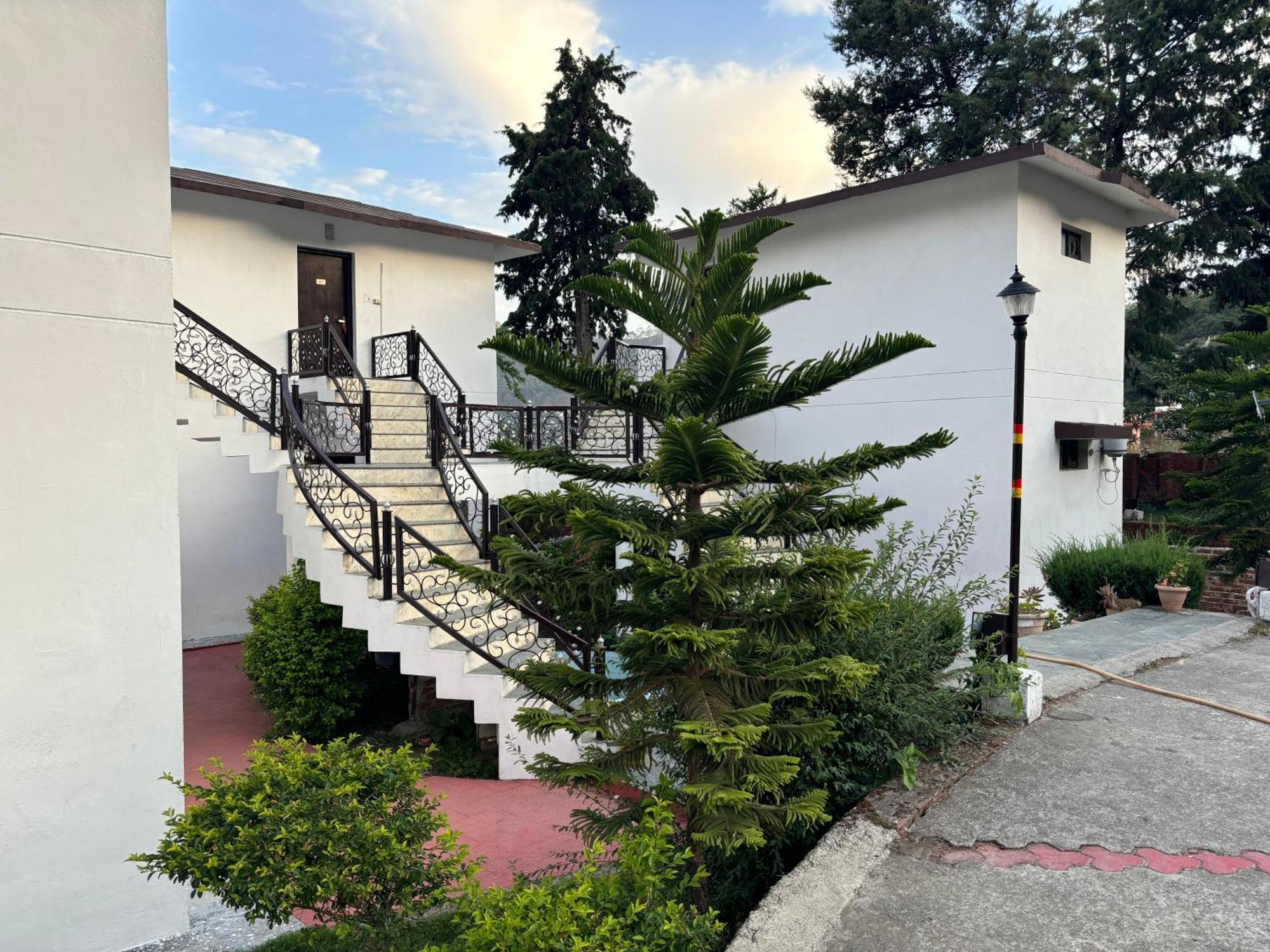 Shikha Resort Ewentbliz Bhimtal Luaran gambar