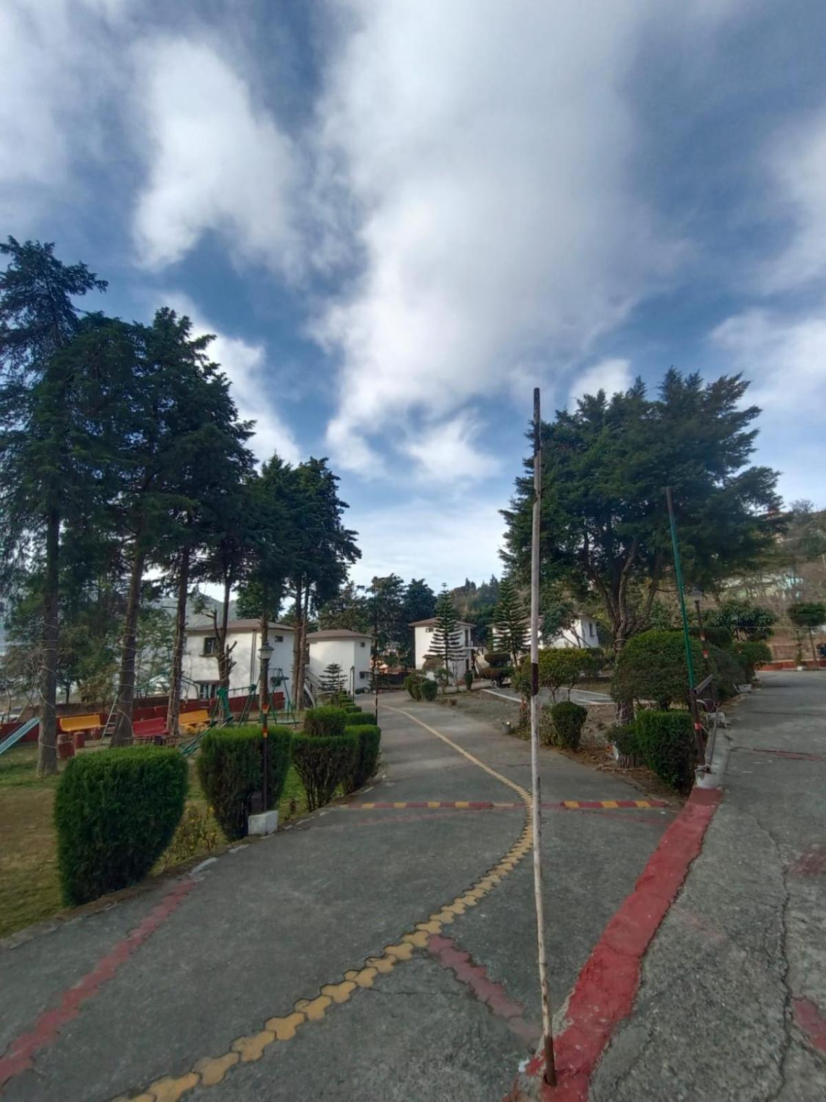 Shikha Resort Ewentbliz Bhimtal Luaran gambar